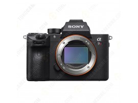Sony Alpha A7R III Body Only  Sony Alpha A7R III Body Only